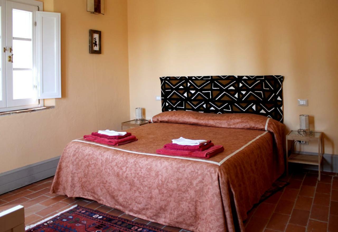 Bb Gli Aristogatti Bed & Breakfast Ghizzano Exterior photo